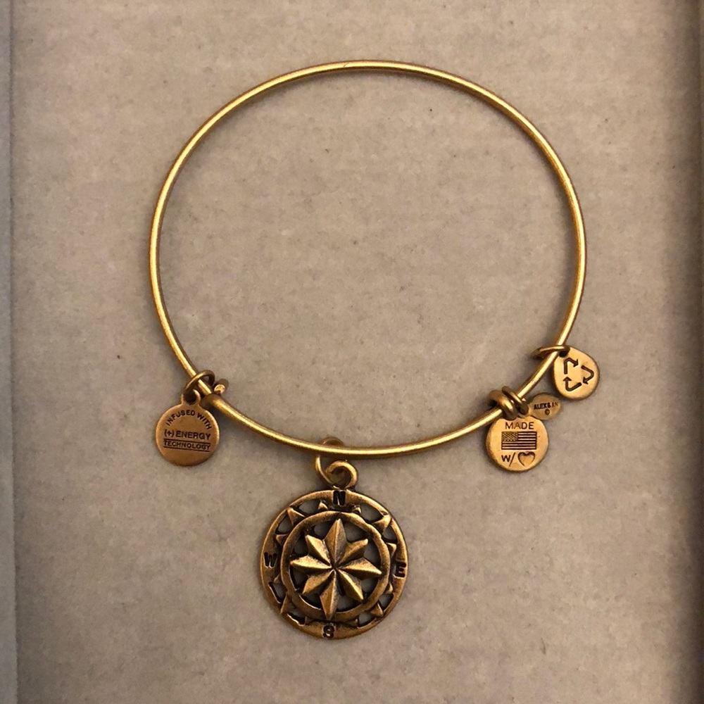NWOT Alex and Ani Bracelet RARE